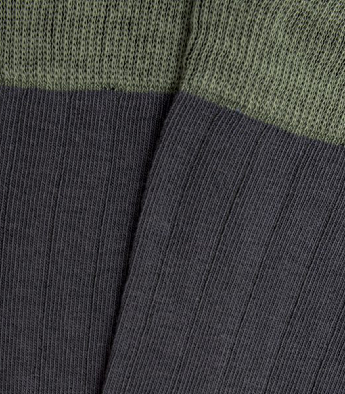 Calcetines Altos Canalé Gris y Verde