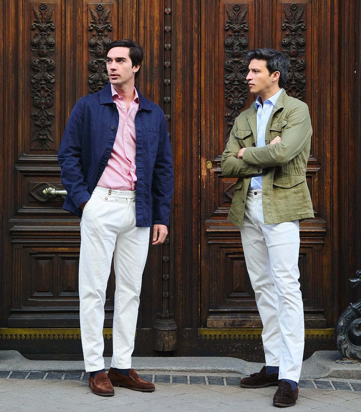 Red Stripe Curved Collar Shirt